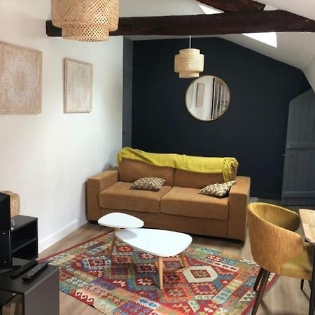 Appartement En Coeur De Ville Ανζέρ Εξωτερικό φωτογραφία