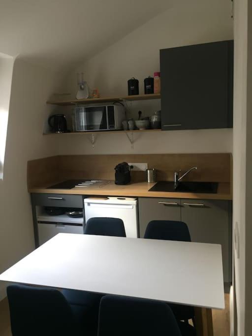 Appartement En Coeur De Ville Ανζέρ Εξωτερικό φωτογραφία