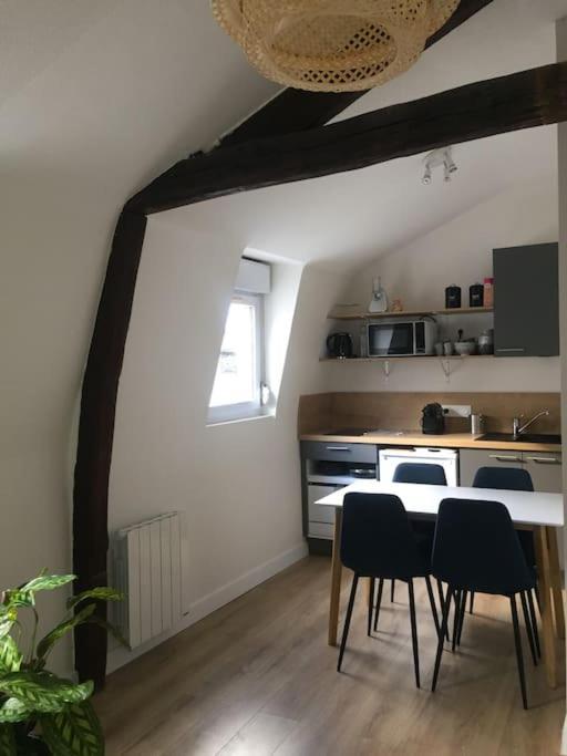 Appartement En Coeur De Ville Ανζέρ Εξωτερικό φωτογραφία